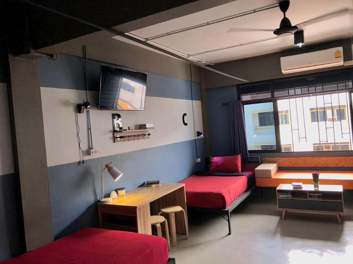 Amity Poshtel Hostel Krabi town Екстериор снимка